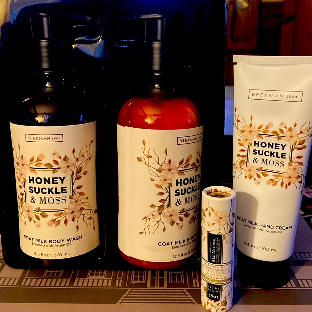 BEEKMAN 1802 collectible bounty box